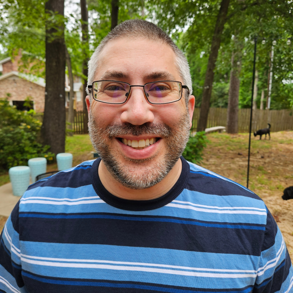 Author Jared Macarin